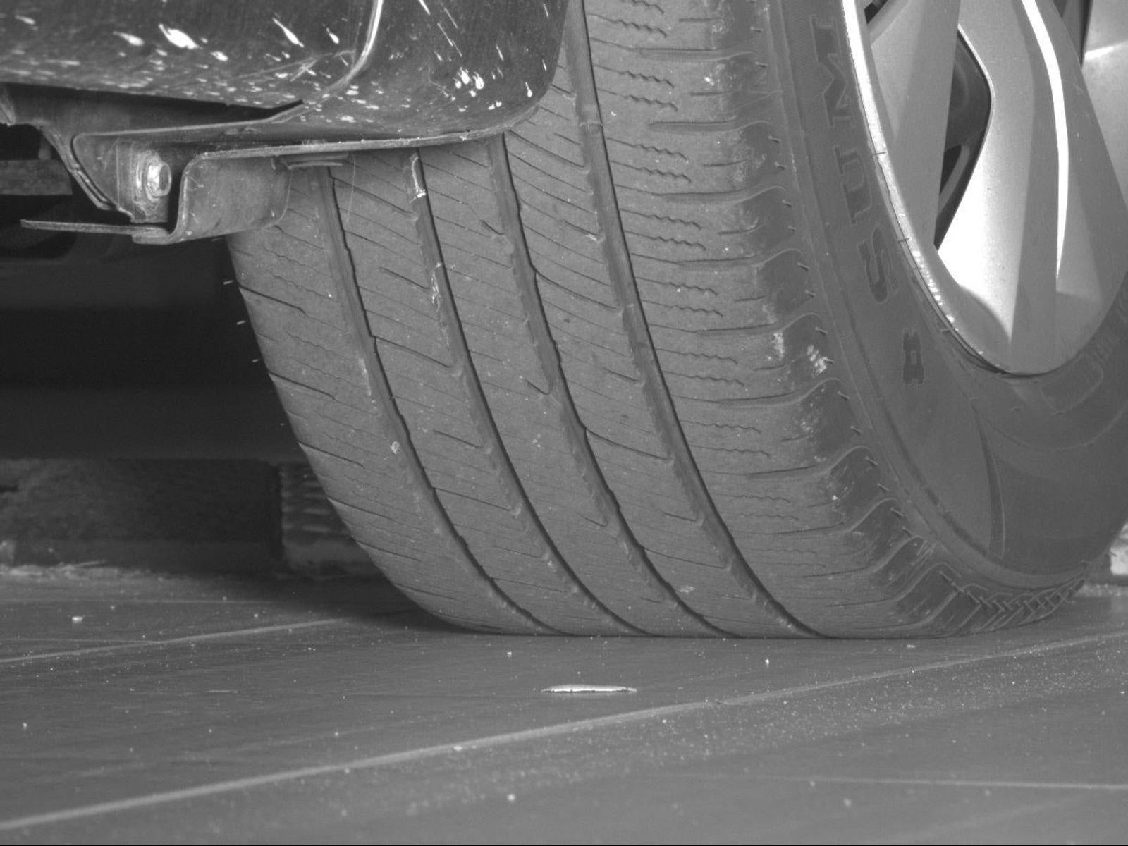 2013 Chevrolet Cruze Sedan LS (Automatic)