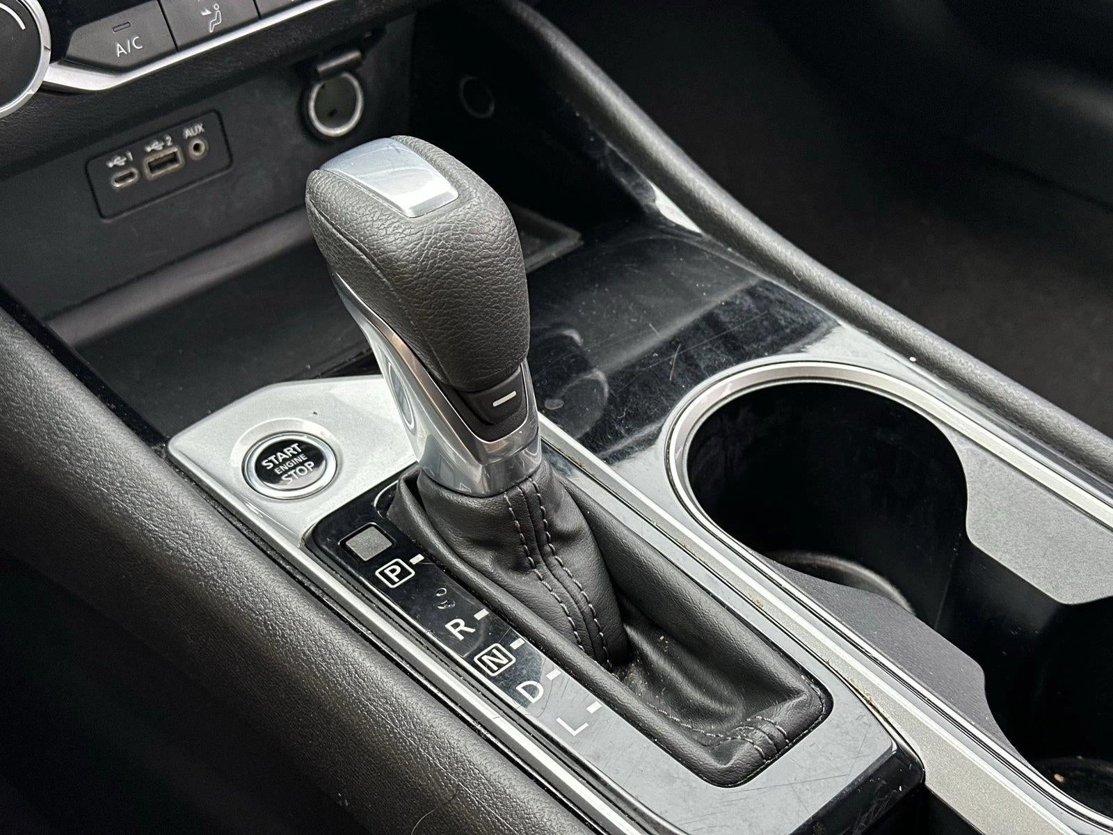 2024 Nissan Altima 2.5 SV Sedan