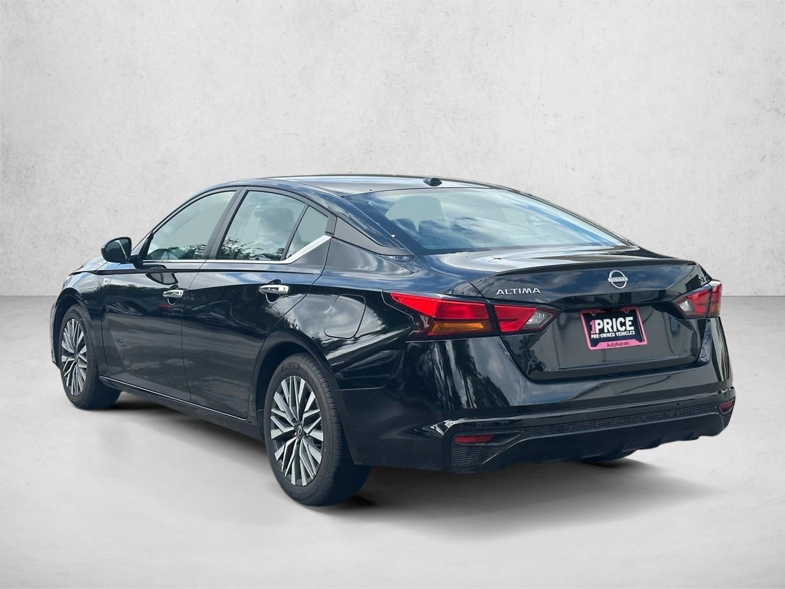 2024 Nissan Altima 2.5 SV Sedan