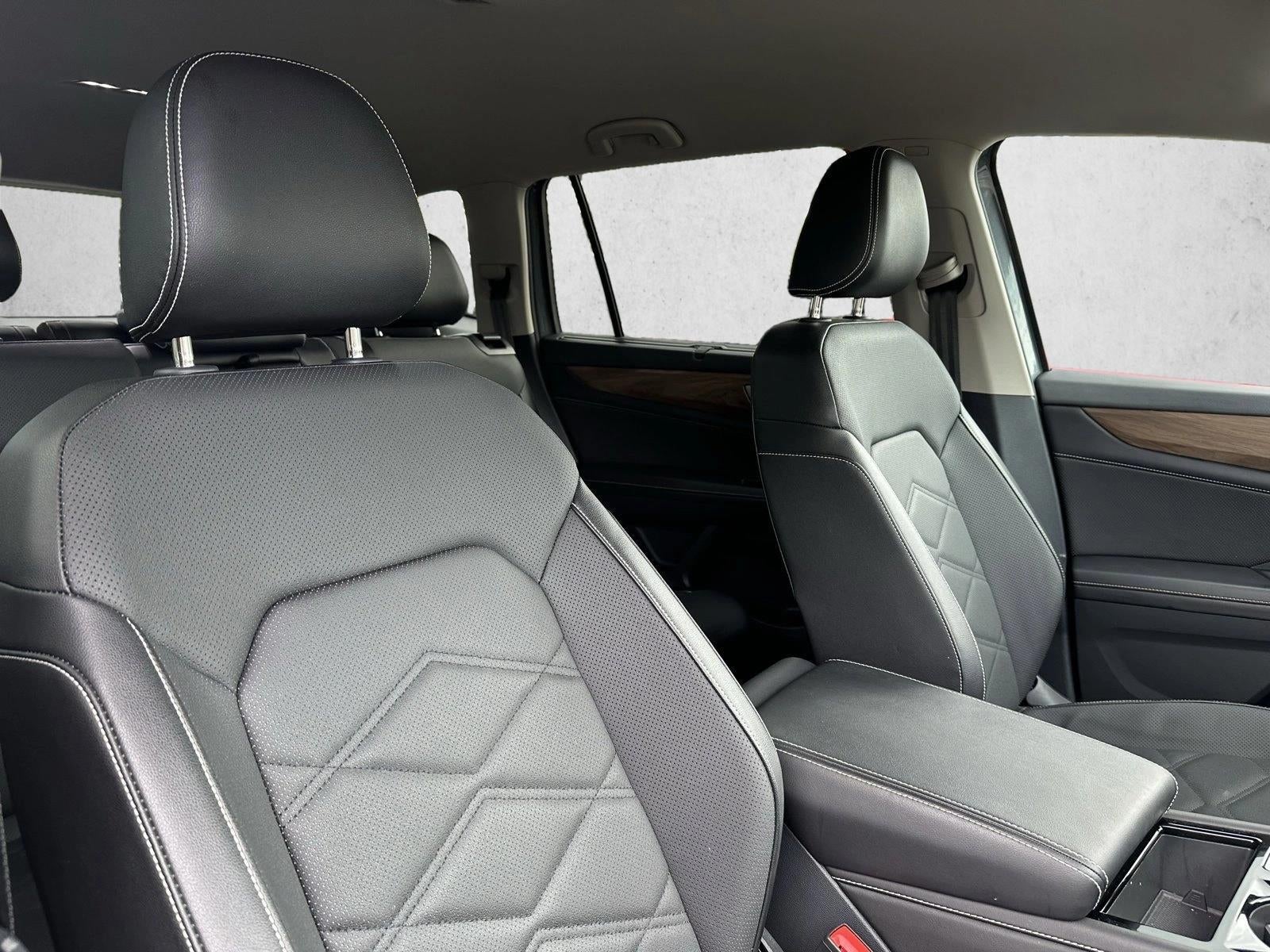 2025 Volkswagen Atlas 2.0T SE w/Technology FWD