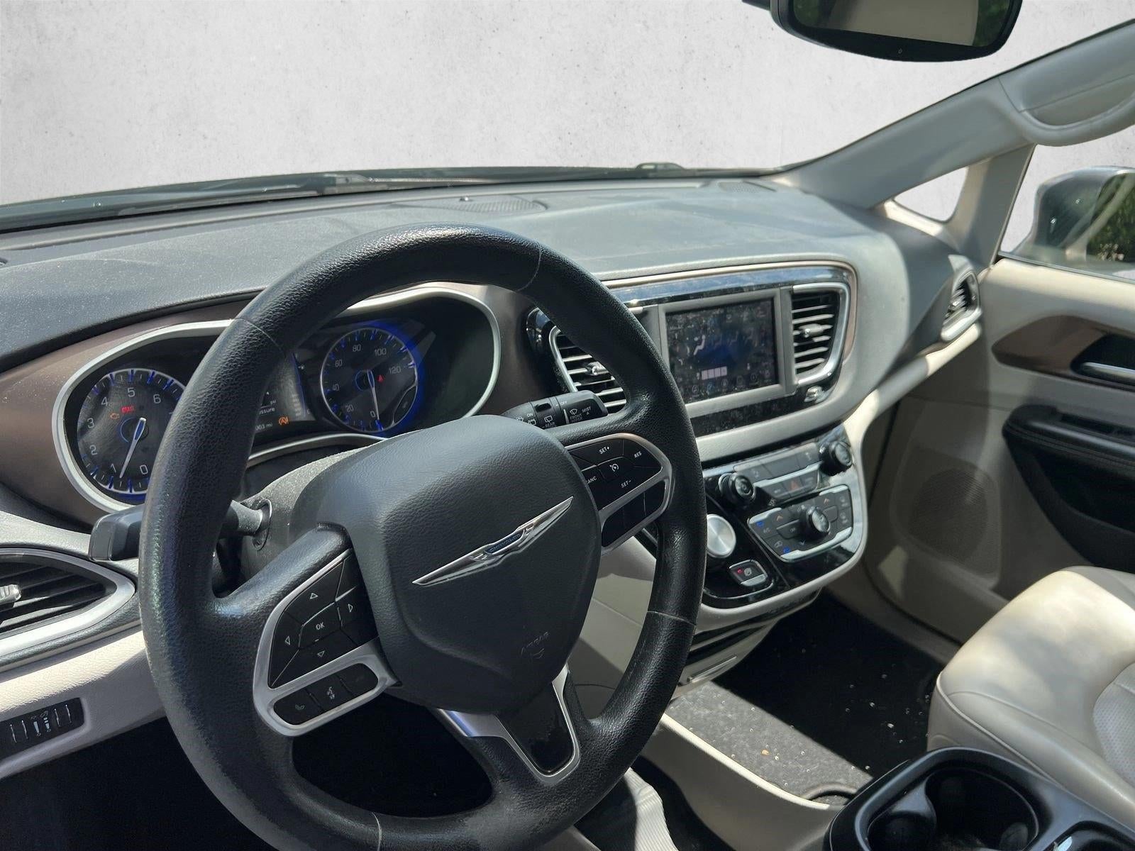 2021 Chrysler Voyager LXI FWD