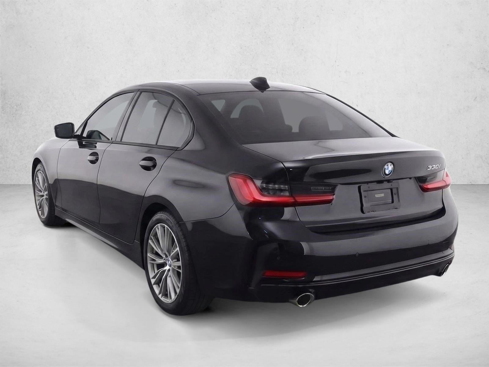 2023 BMW 330i Sedan