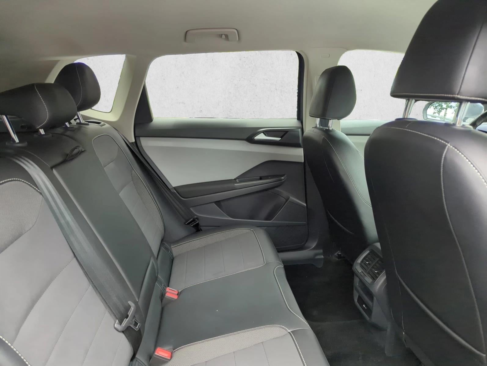 2023 Volkswagen Taos SE FWD