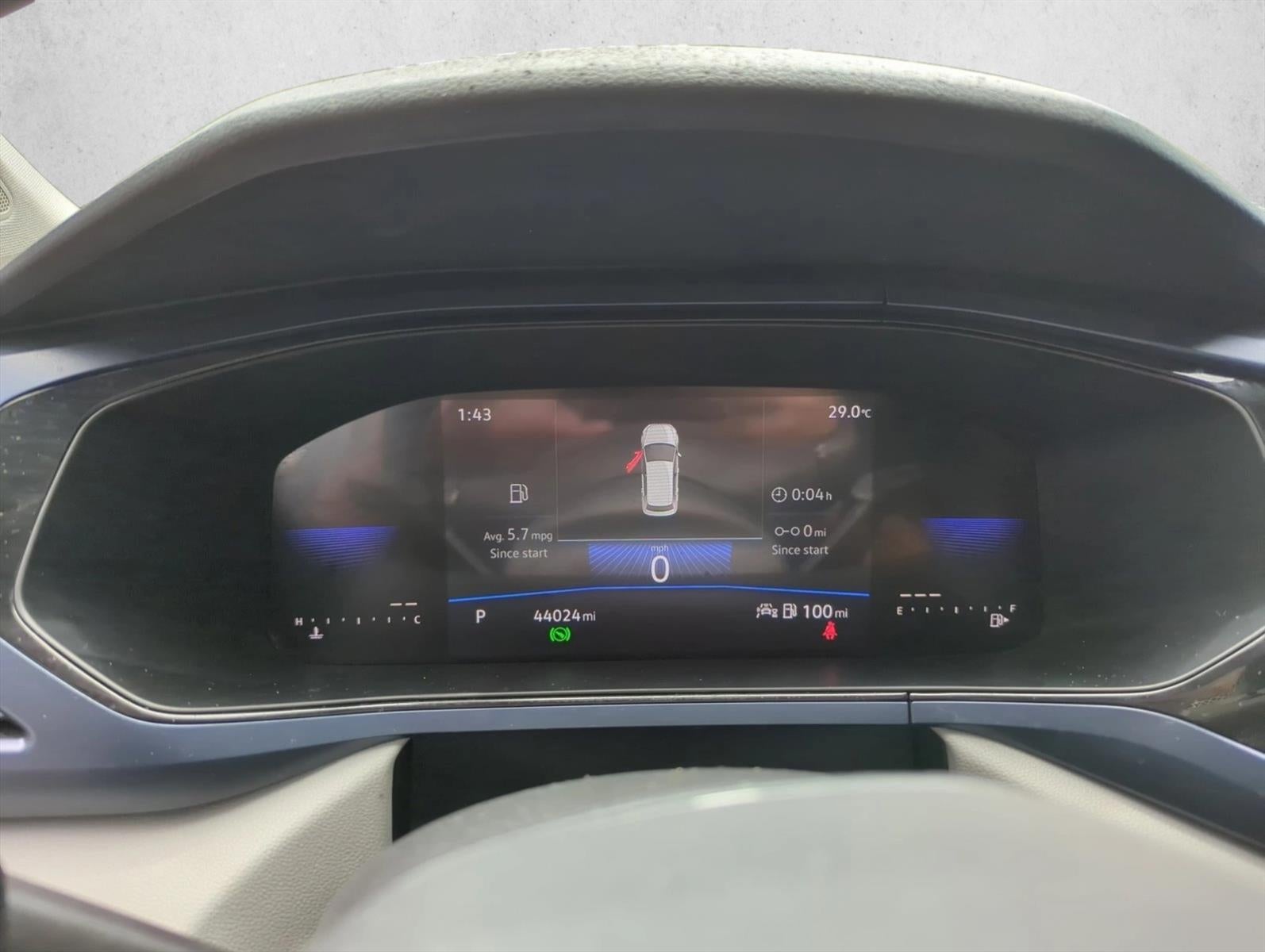 2023 Volkswagen Taos SE FWD