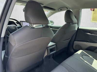2022 Toyota Camry LE Auto (SE)