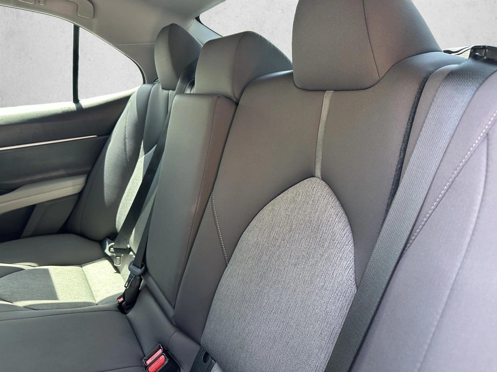 2022 Toyota Camry LE Auto (SE)