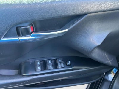 2020 Toyota Camry SE Nightshade Auto (Natl)