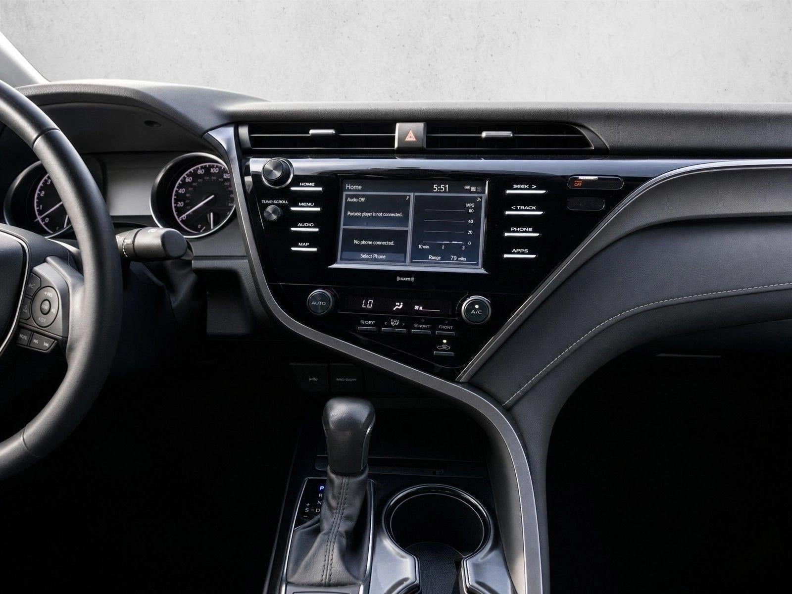 2020 Toyota Camry SE Nightshade Auto (Natl)