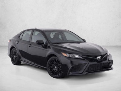 2020 Toyota Camry SE Nightshade Auto (Natl)