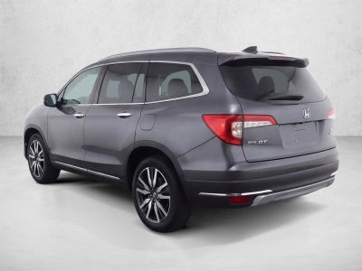 2022 Honda Pilot Touring 7-Passenger 2WD
