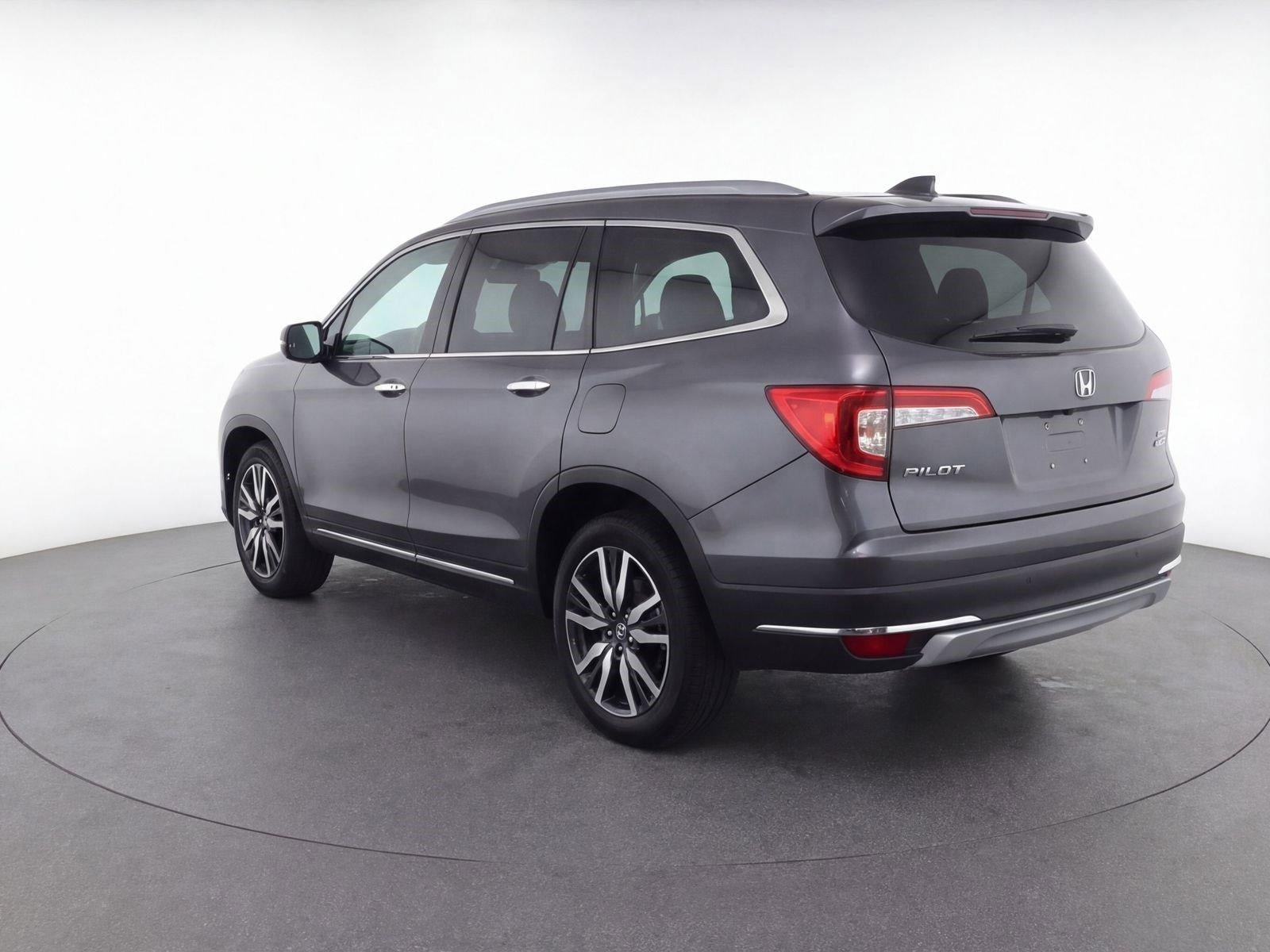 2022 Honda Pilot Touring 7-Passenger 2WD