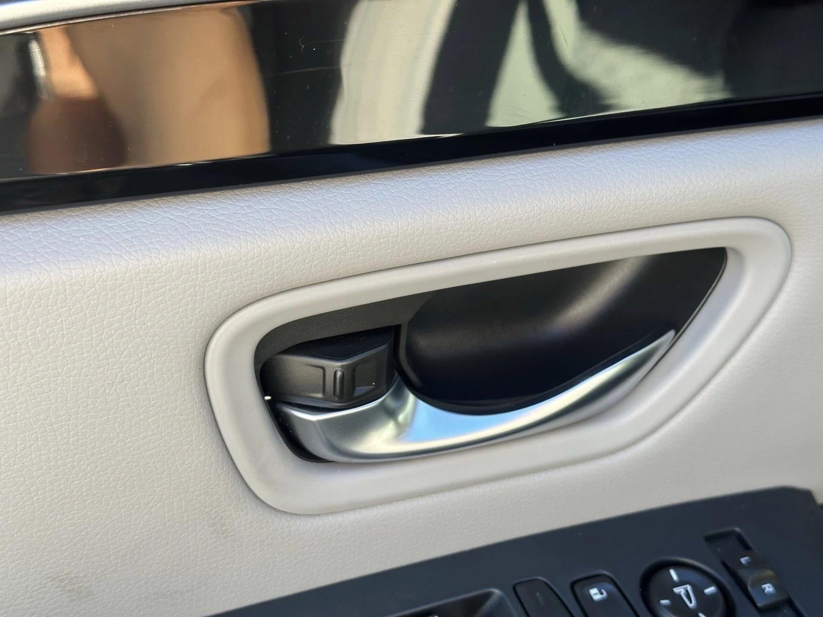 2023 Honda Pilot LX AWD