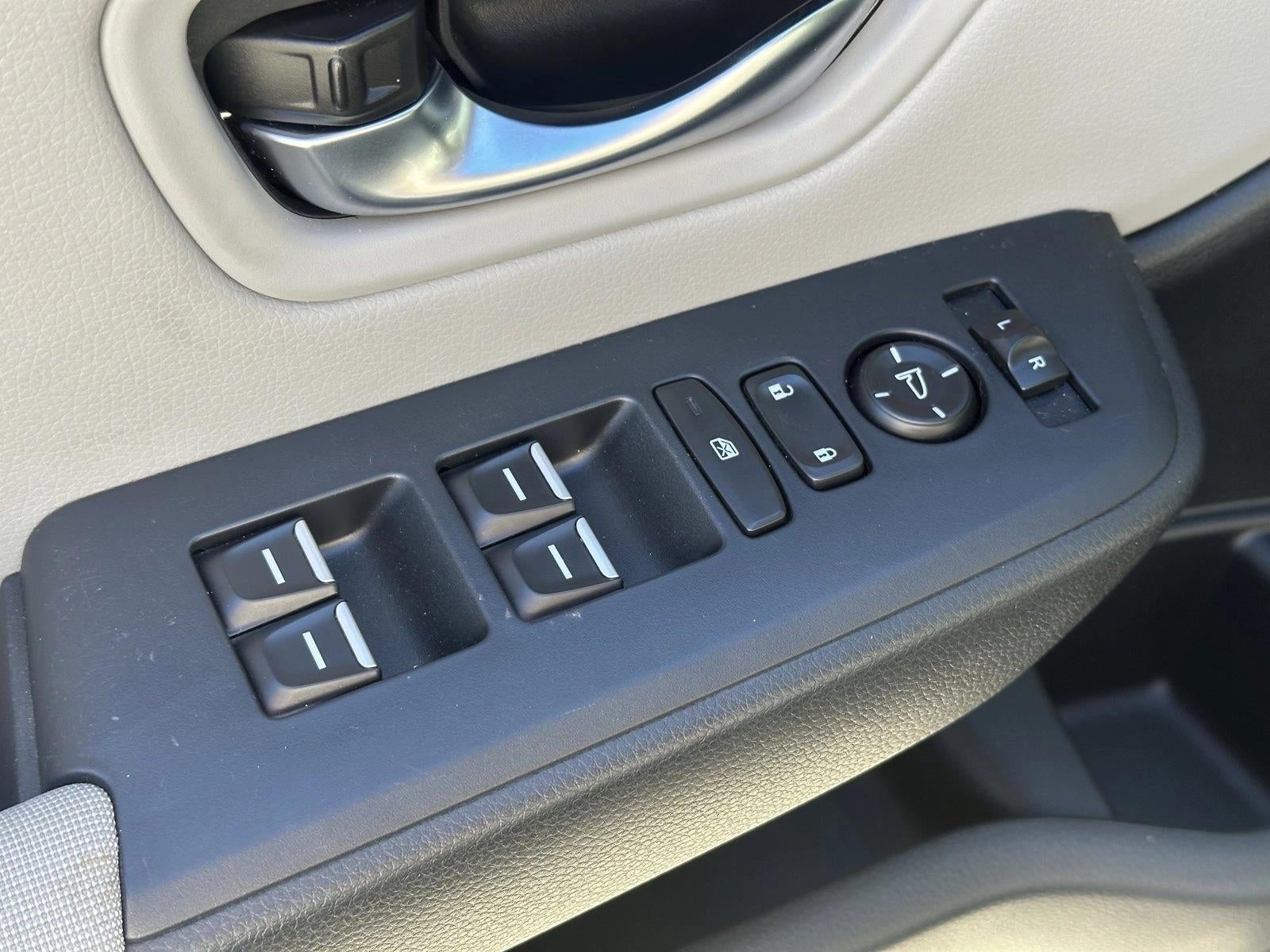 2023 Honda Pilot LX AWD