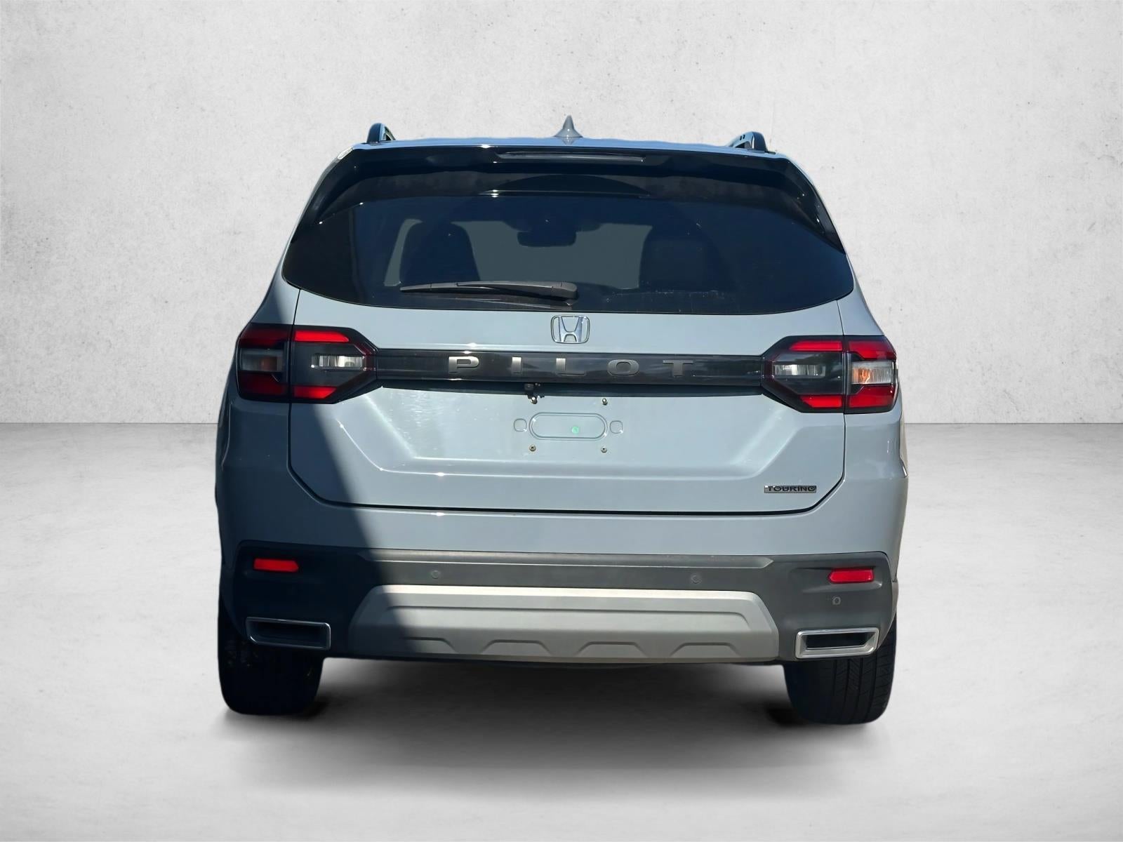 2023 Honda Pilot Touring 2WD