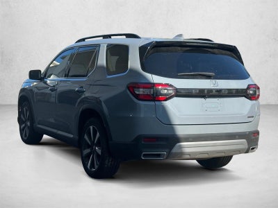 2023 Honda Pilot Touring 2WD