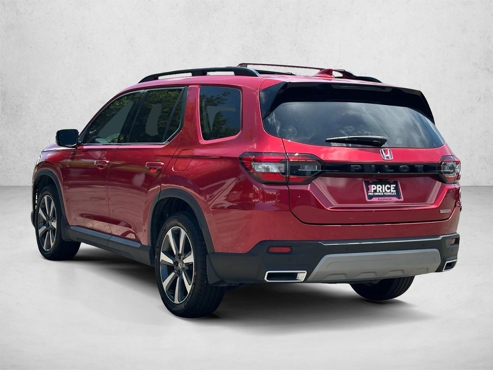2023 Honda Pilot Touring 2WD
