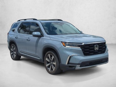 2025 Honda Pilot Touring 2WD