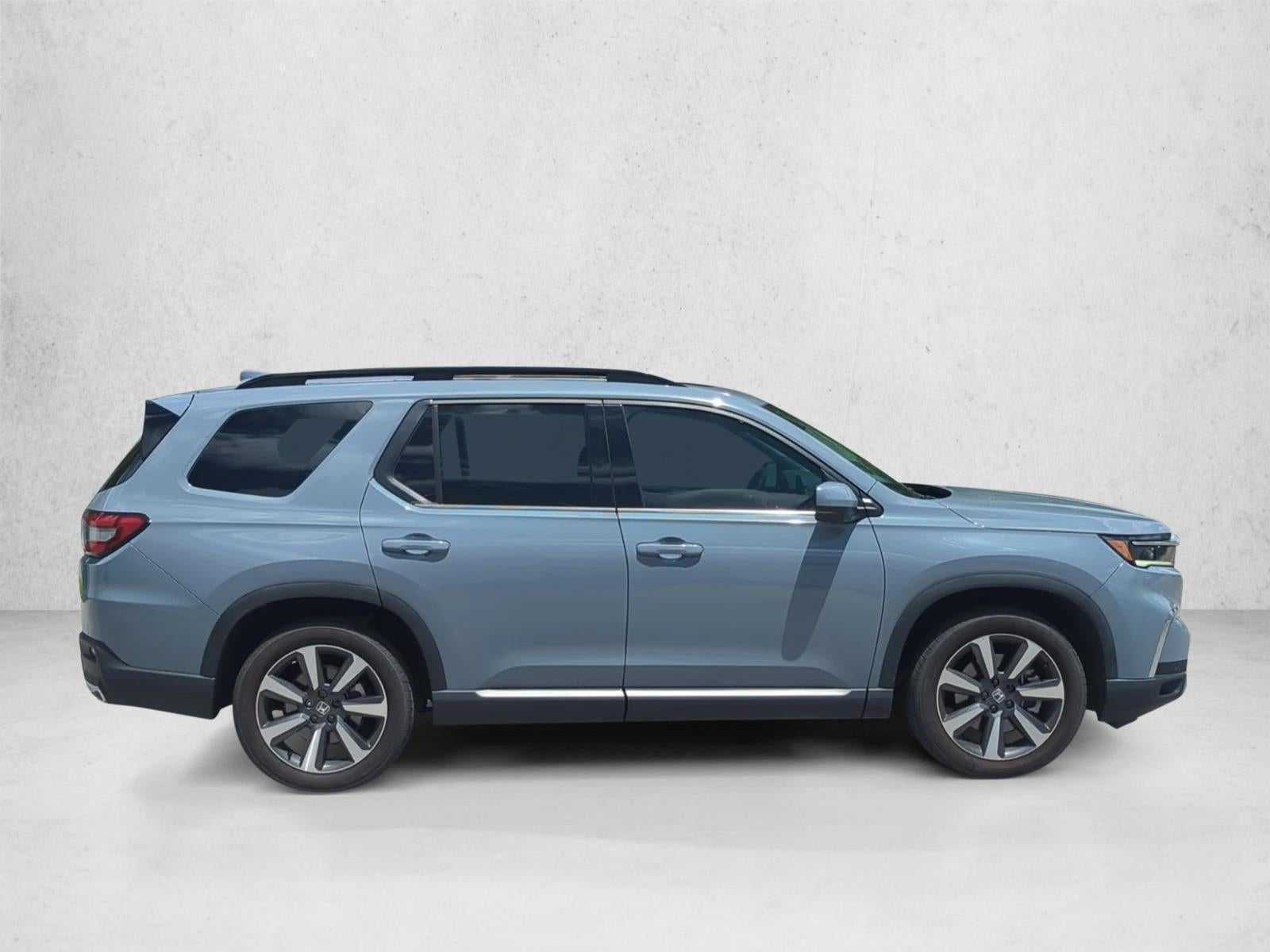 2025 Honda Pilot Touring 2WD