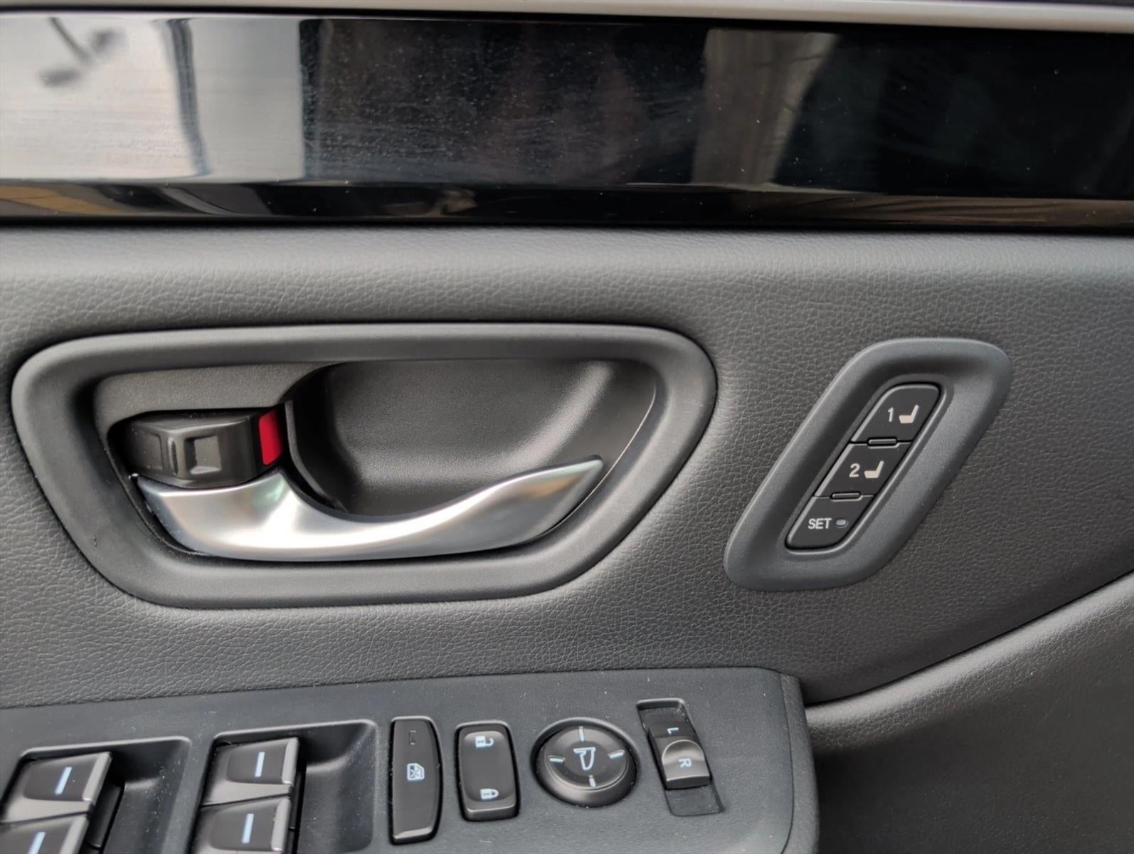 2024 Honda Pilot Touring 2WD