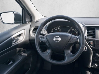 2020 Nissan Pathfinder FWD SV