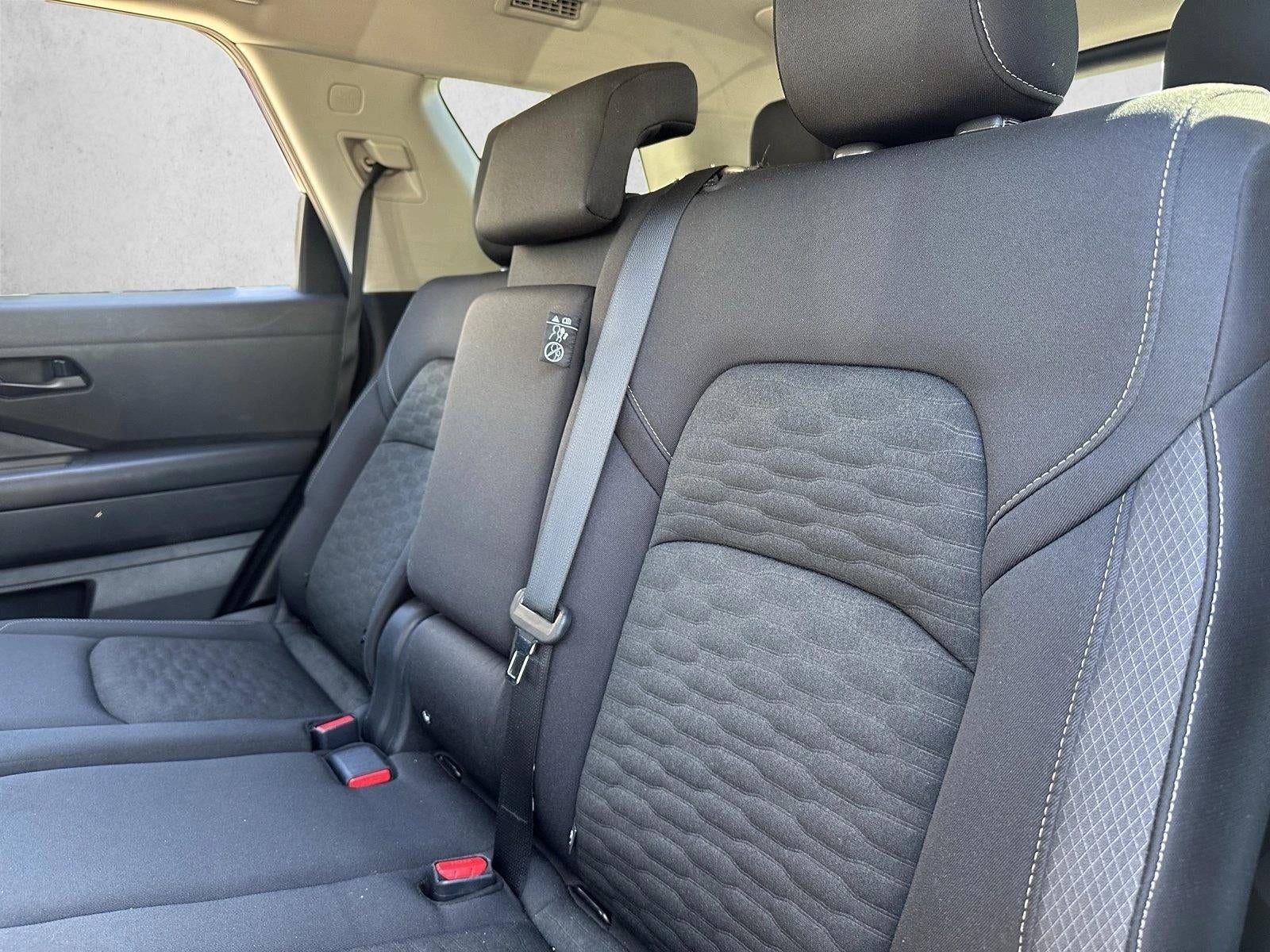 2024 Nissan Pathfinder SV 2WD