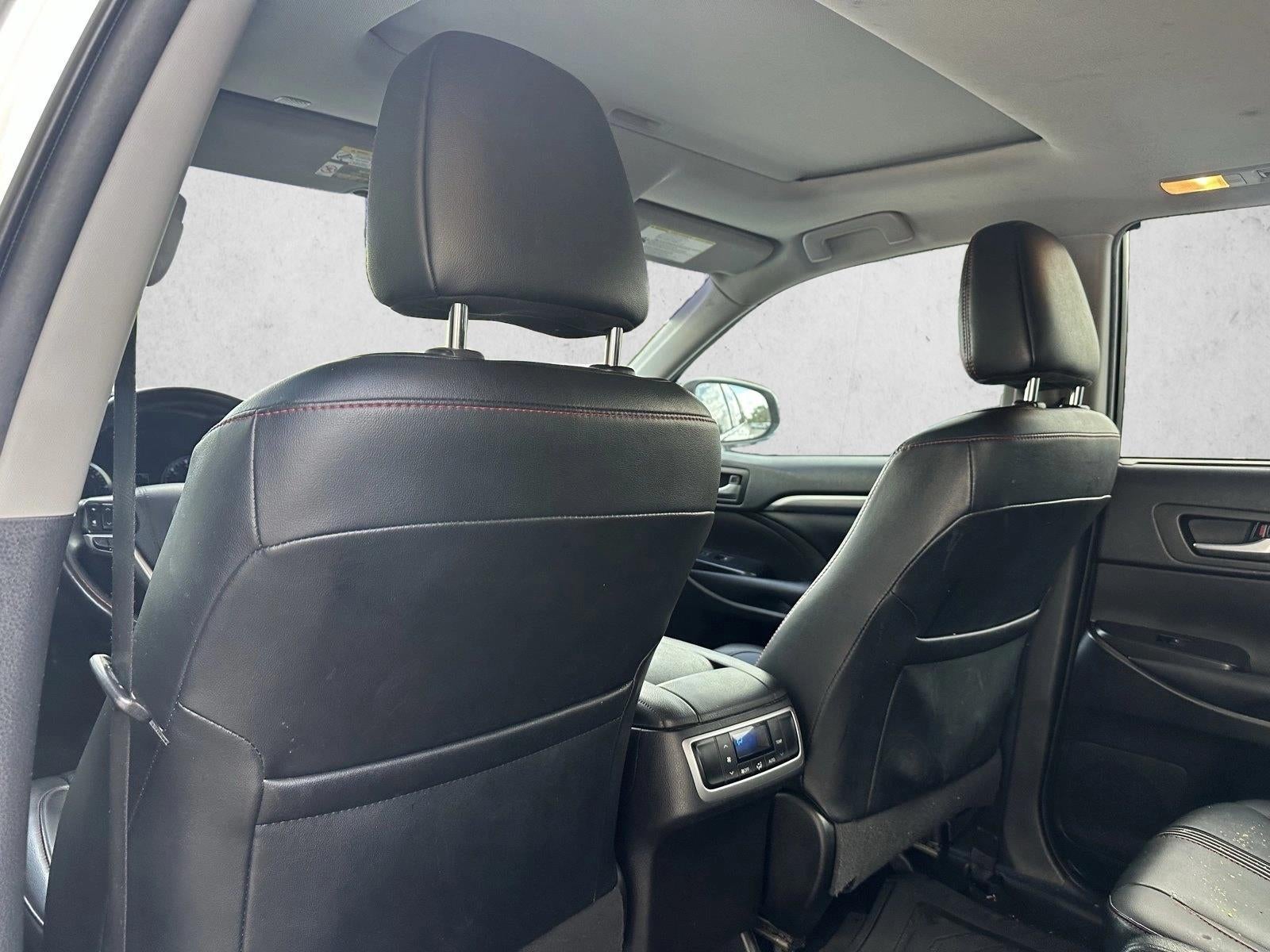 2019 Toyota Highlander SE V6 AWD (Natl)