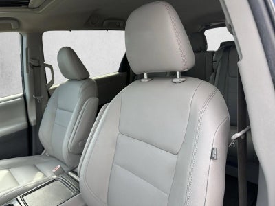 2020 Toyota Sienna XLE FWD 8-Passenger (Natl)