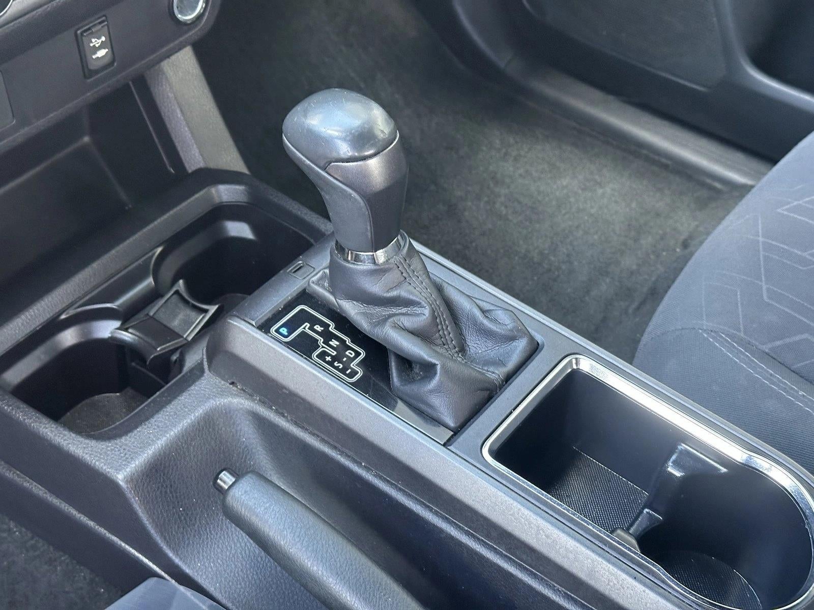 2017 Toyota Tacoma SR5 Access Cab 6' Bed V6 4x4 AT (SE)
