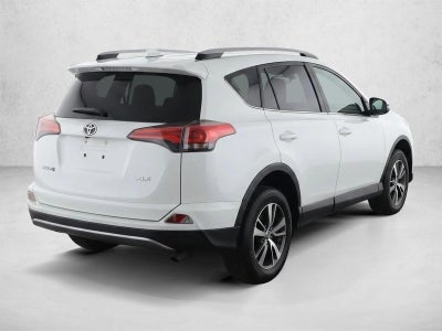 2017 Toyota RAV4 XLE FWD (GS)