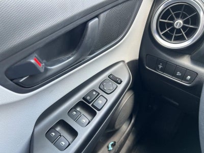 2022 Hyundai KONA SEL Auto FWD
