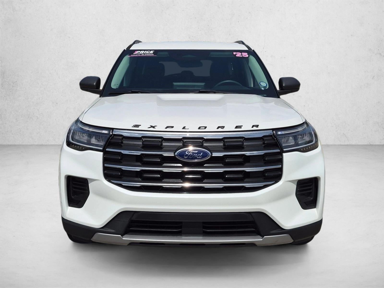 2025 Ford Explorer Active RWD