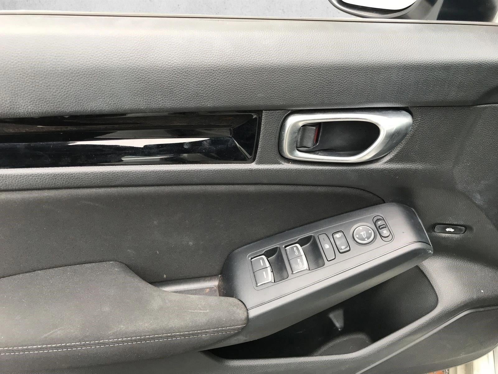 2024 Honda Civic Sedan EX CVT