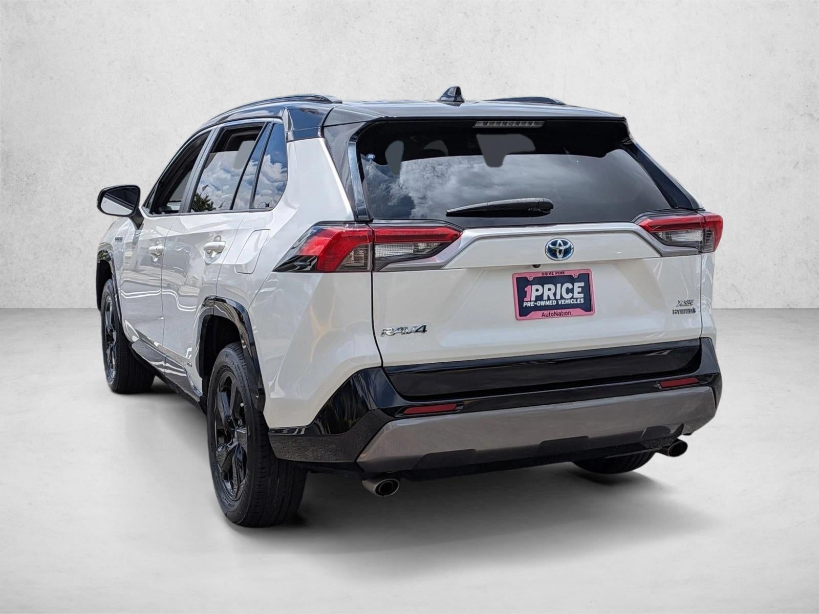 2019 Toyota RAV4 Hybrid XSE AWD (Natl)
