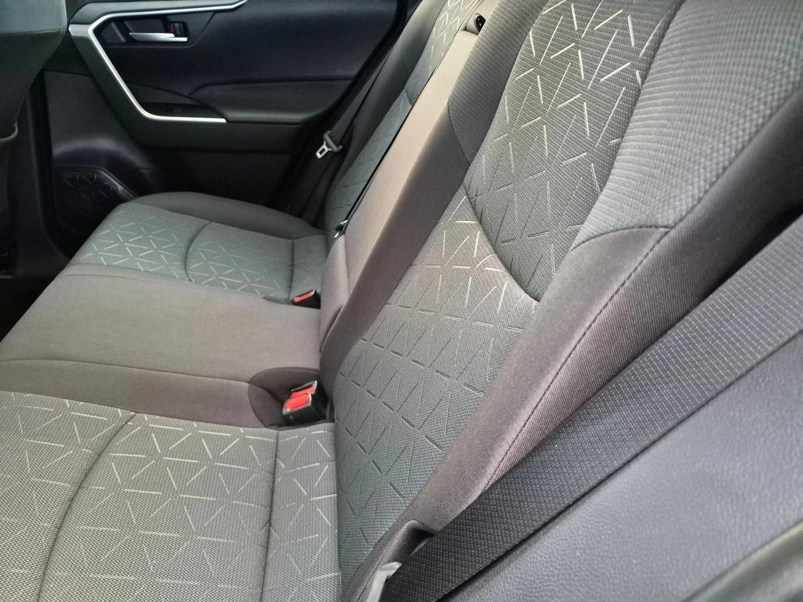 2025 Toyota RAV4 XLE AWD (Natl)