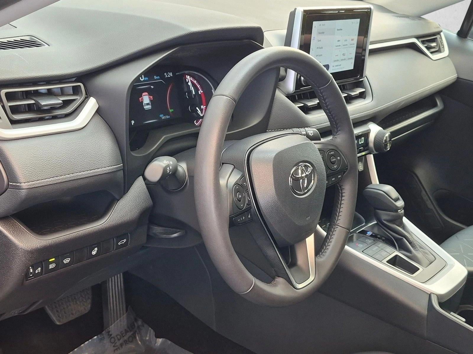 2025 Toyota RAV4 XLE AWD (Natl)