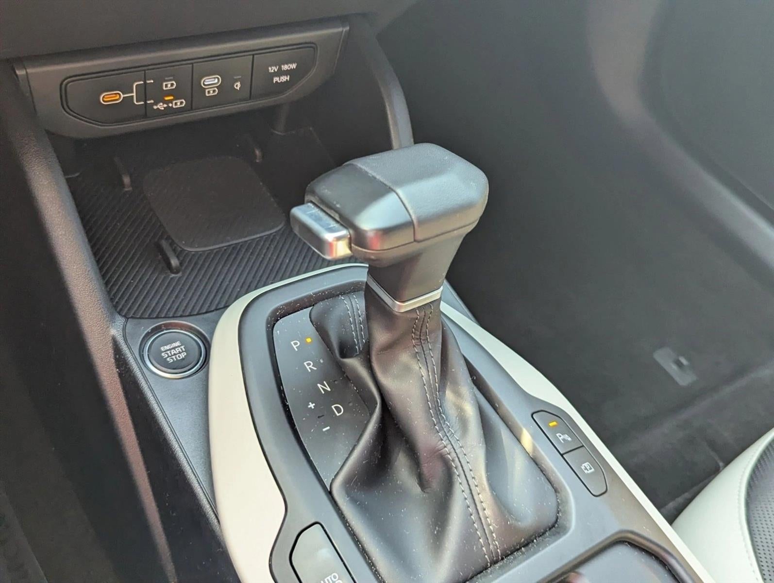 2025 Kia K4 GT-Line Turbo FWD