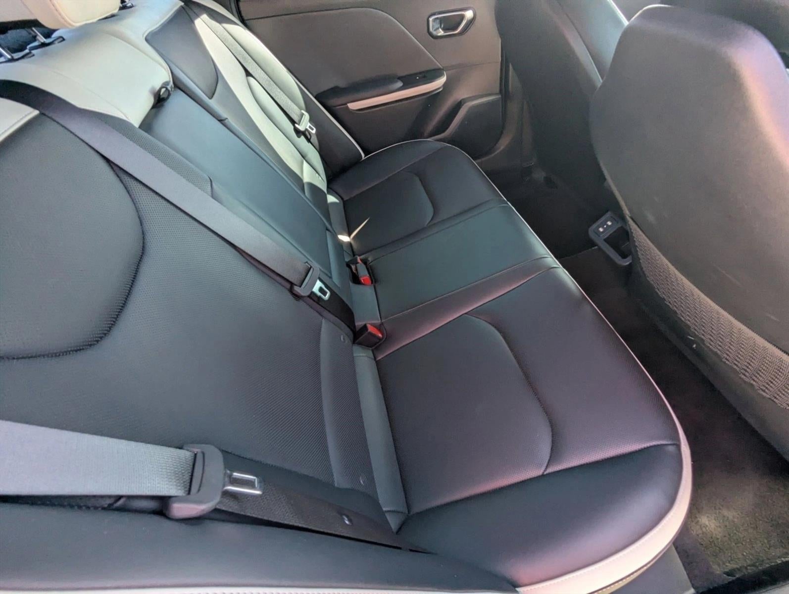 2025 Kia K4 GT-Line Turbo FWD