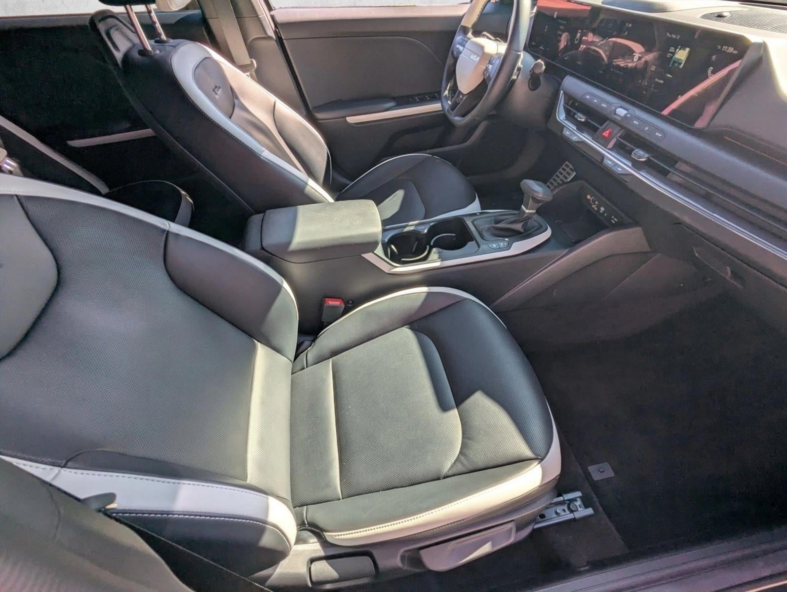 2025 Kia K4 GT-Line Turbo FWD