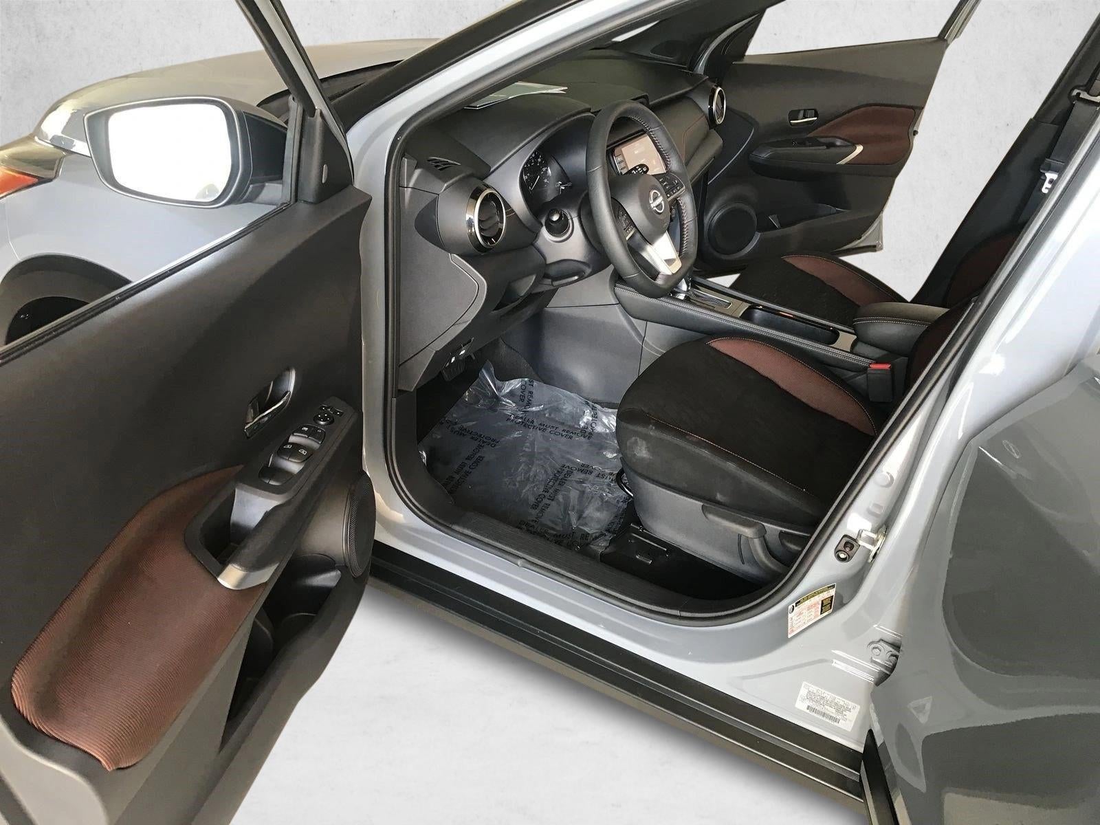 2023 Nissan Kicks SR FWD