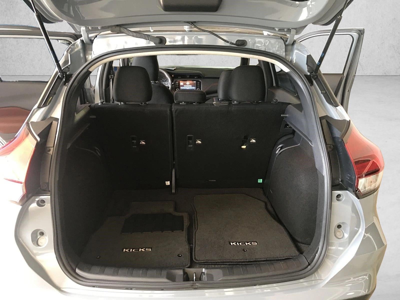 2023 Nissan Kicks SR FWD