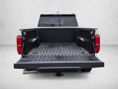 2024 Toyota Tacoma 4WD 4WD SR5 Double Cab 5' Bed AT (Natl)