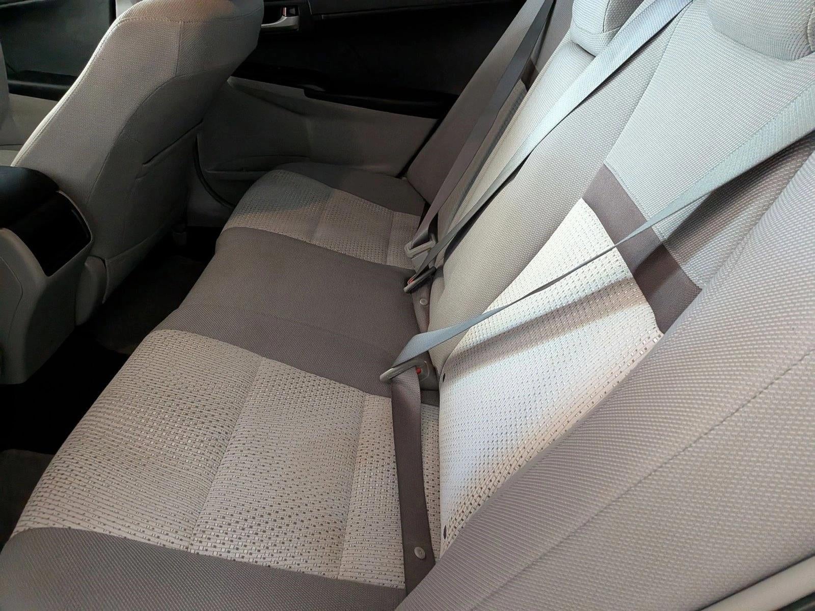 2012 Toyota Camry 4dr Sdn I4 Auto L (Natl)