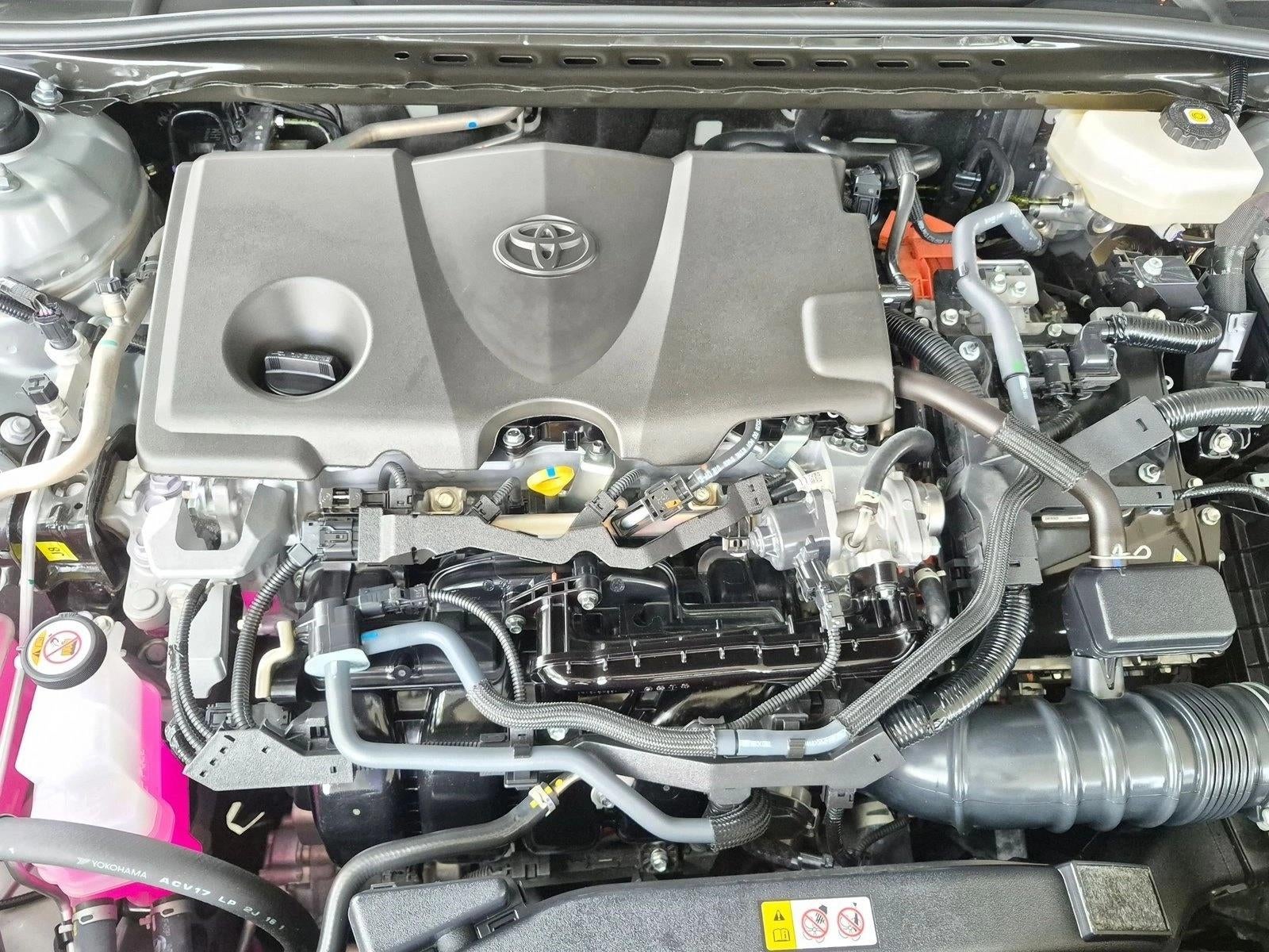 2025 Toyota Camry LE (SE)