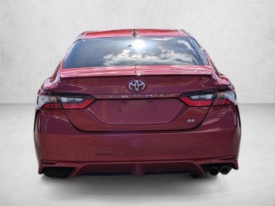 2021 Toyota Camry SE Auto (SE)