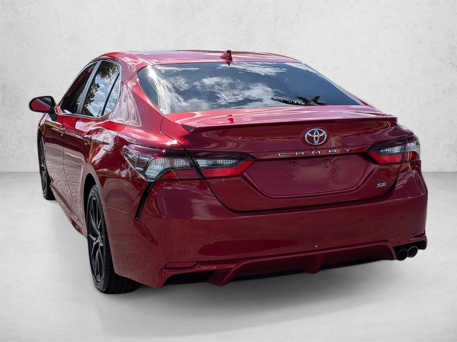 2021 Toyota Camry SE Auto (SE)