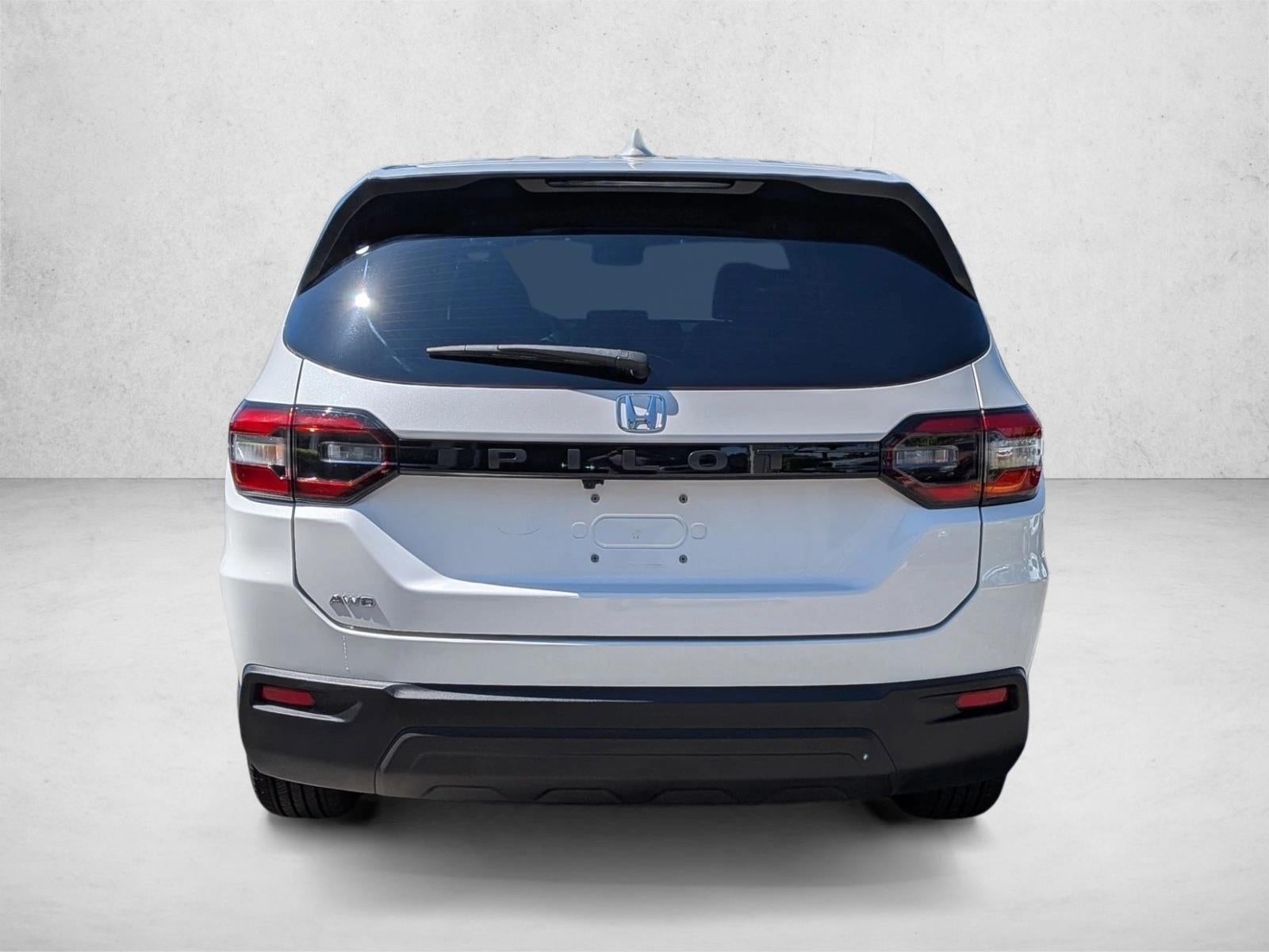 2023 Honda Pilot LX AWD