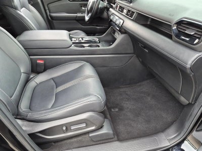 2023 Honda Pilot EX-L 8 Passenger AWD