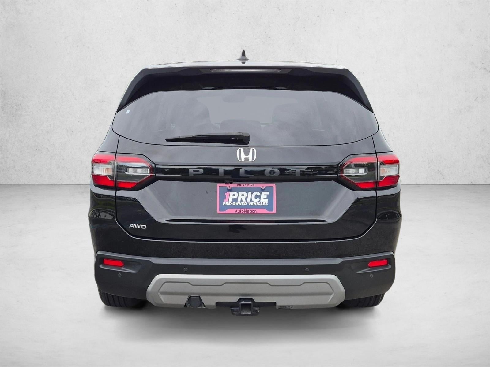 2023 Honda Pilot EX-L 8 Passenger AWD