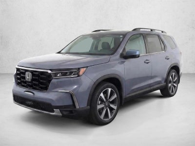 2025 Honda Pilot Touring 2WD