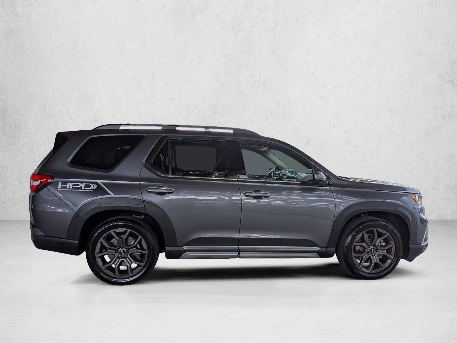 2023 Honda Pilot Touring 2WD